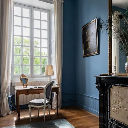 Chateau Hébergement de vacances *