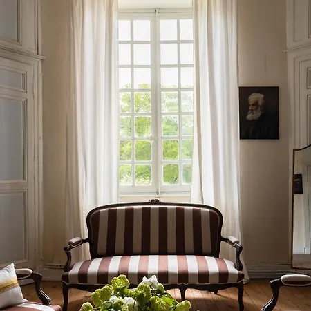 Chateau Bed & Breakfast *