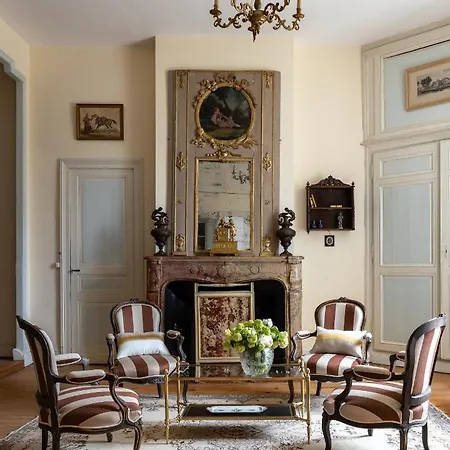 Chateau Bed & Breakfast